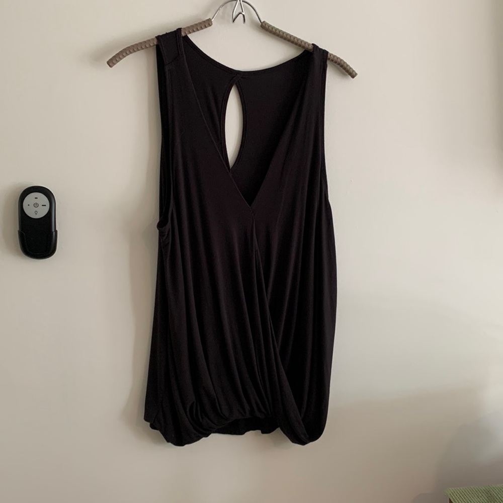 Encircled Fancy Tank